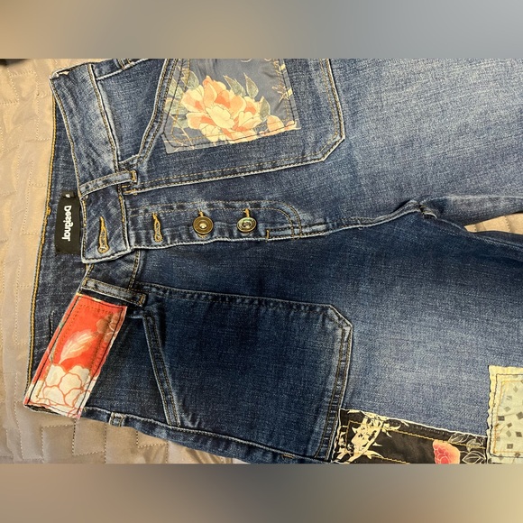 Wide leg, high rise jeans - Picture 5 of 5